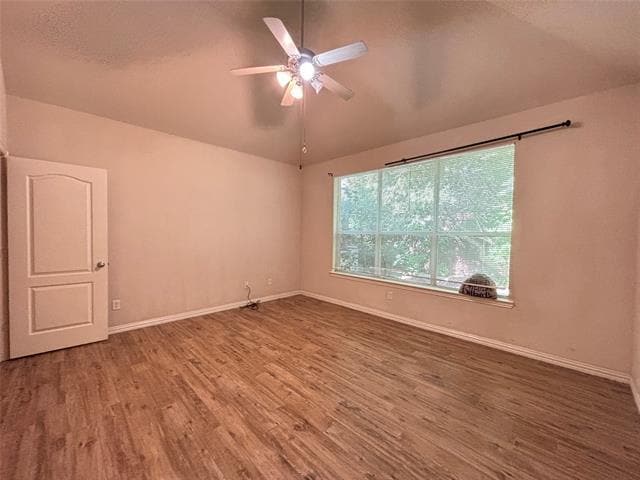 Building Photo - 8266 Robertson Dr