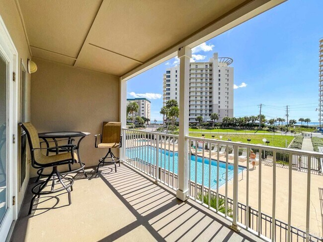 Building Photo - 13500 Sandy Key Dr