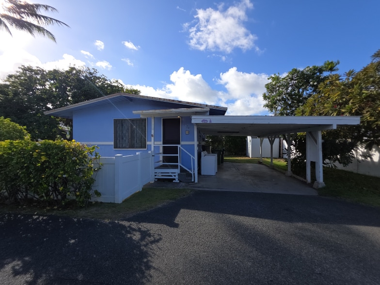 Building Photo - 413 Kihapai St