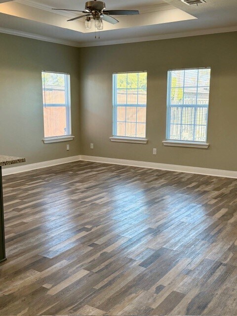 Building Photo - 3106 King St