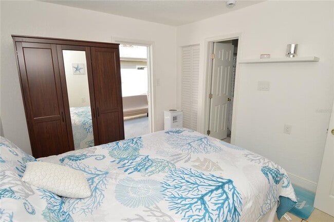 Building Photo - 156 146th Ave