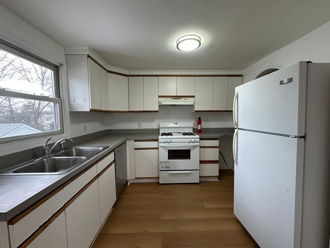 Building Photo - 25 Garden St