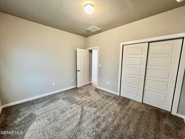 Building Photo - 14740 Mike a Mendoza Ave