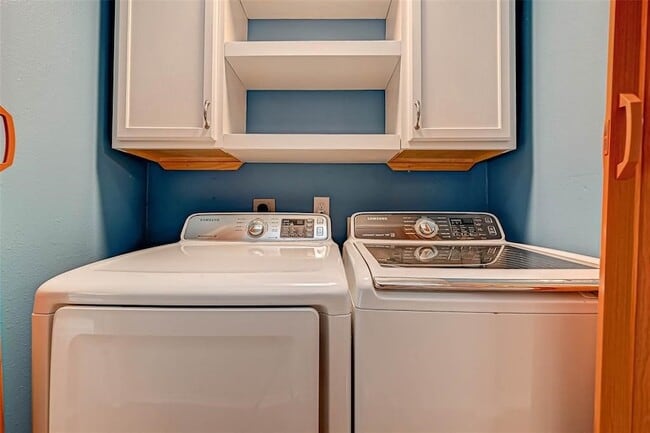 Building Photo - 19802 River Breeze Dr