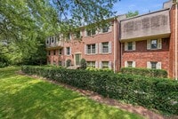 Building Photo - 5976 Westchester Park Dr