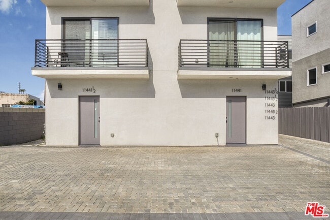 Building Photo - 11443 Hatteras St