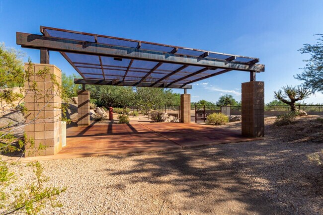 Building Photo - 10260 E White Feather Ln