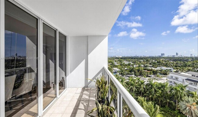 Building Photo - 1900 Sunset Harbour Dr