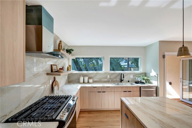 Building Photo - 22120 Costanso St