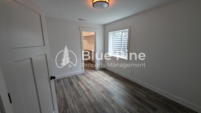 Building Photo - 4232 Athlen Wy