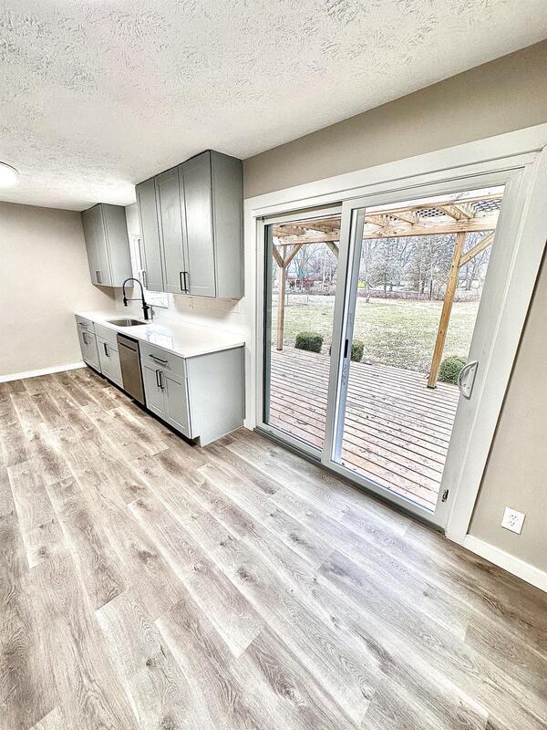 Building Photo - 4341 W Whiteland Rd