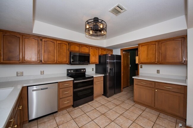 Building Photo - 3460 E Sombra Ln