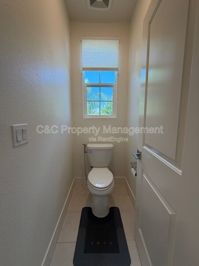 Building Photo - 5125 Mink Ct