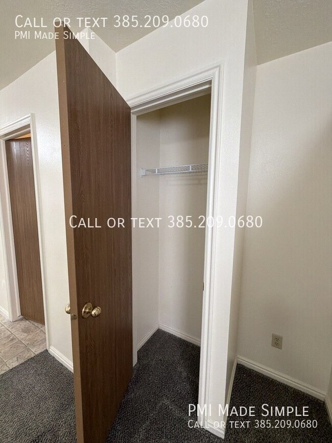 Building Photo - 1464 S 100 E