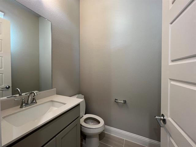 Building Photo - 12960 Caprock Dr