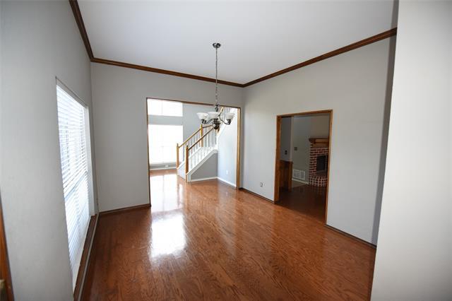 Building Photo - 2701 Creekside Way