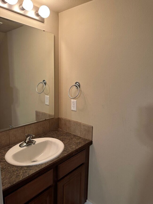 Building Photo - 9965 W Rosecroft Ct
