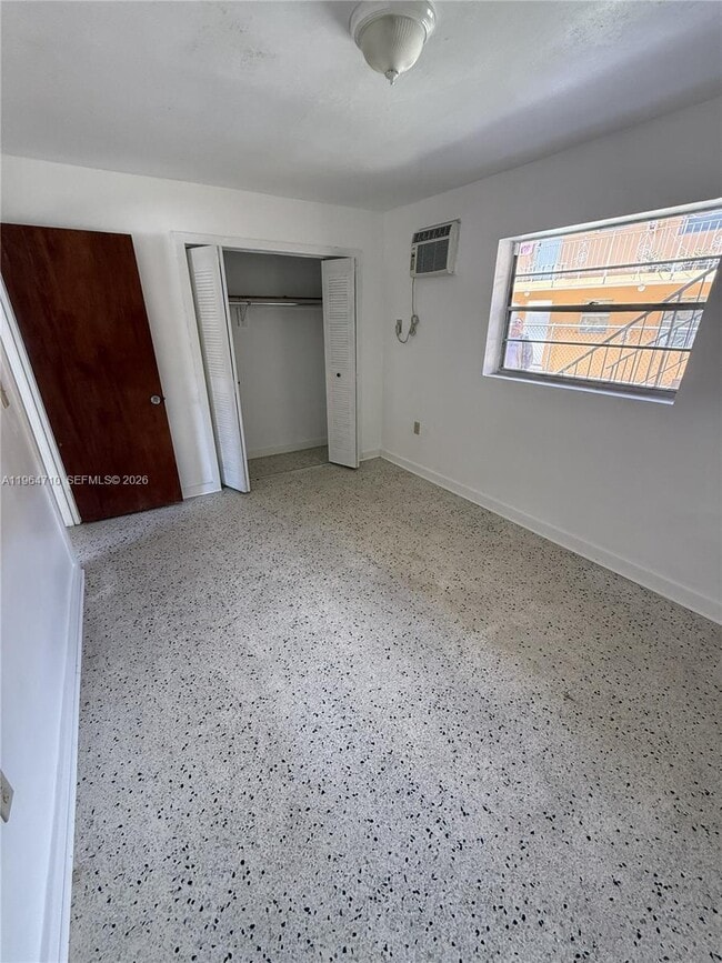 Building Photo - 926 NW 5th St