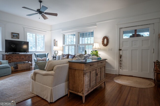 Building Photo - 290 Milledge Cir