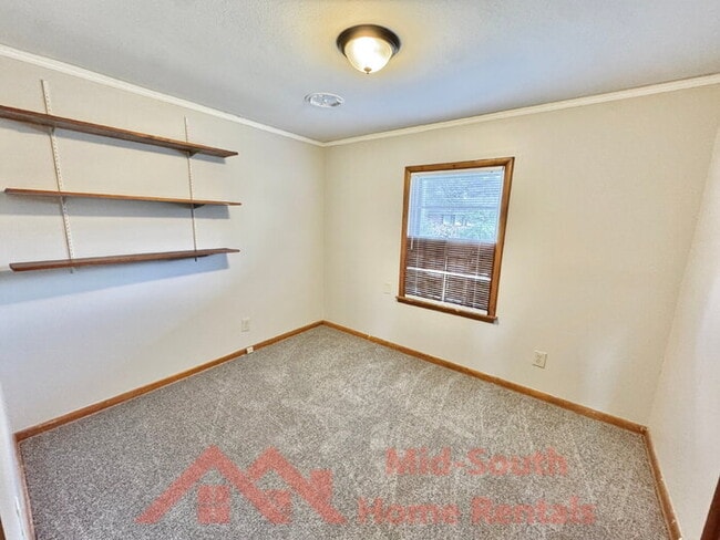 Building Photo - 1761 Cornelia Ln