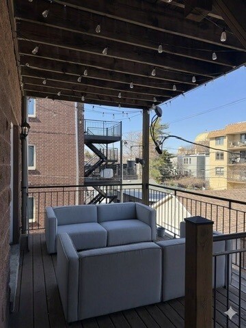 Building Photo - 2212 W Huron St