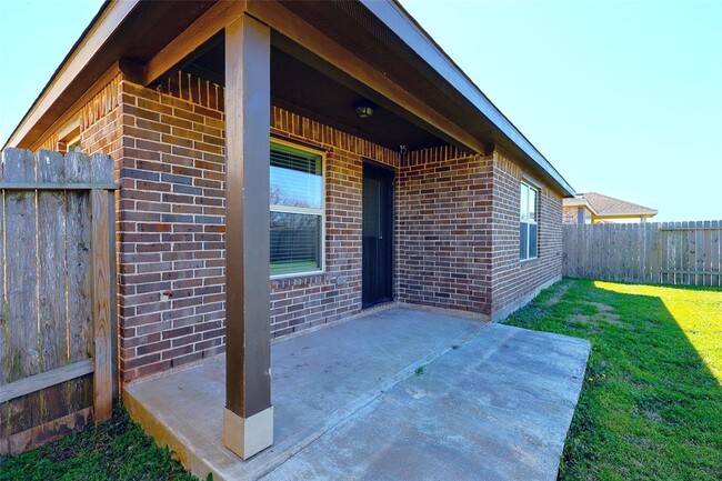 Building Photo - 3715 Singing Flower Ln