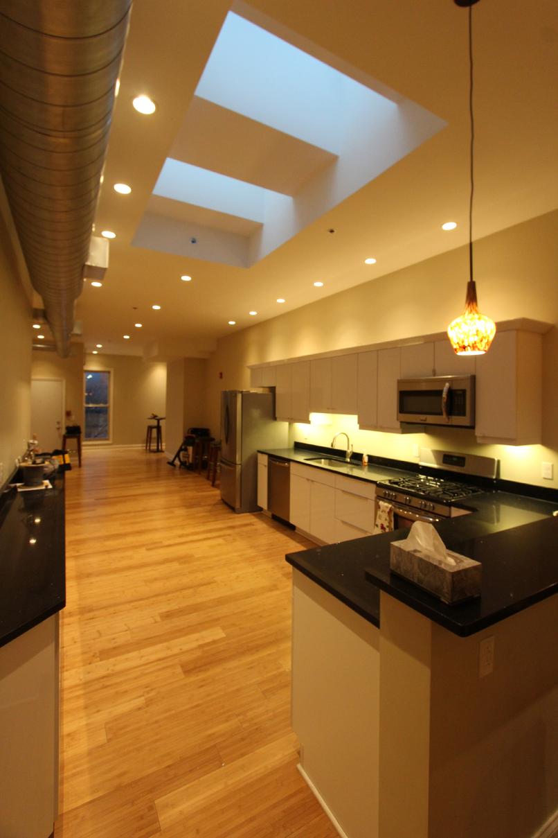 Building Photo - 139 7th St