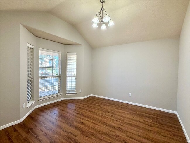 Building Photo - 11807 Green Colling Park Dr