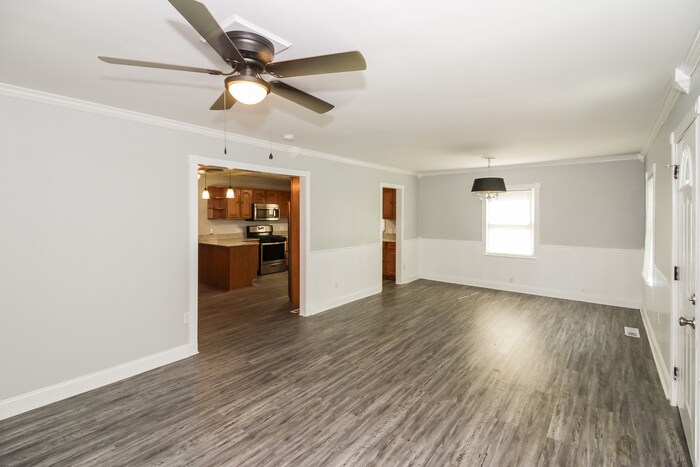 Building Photo - 6 Wright Cir
