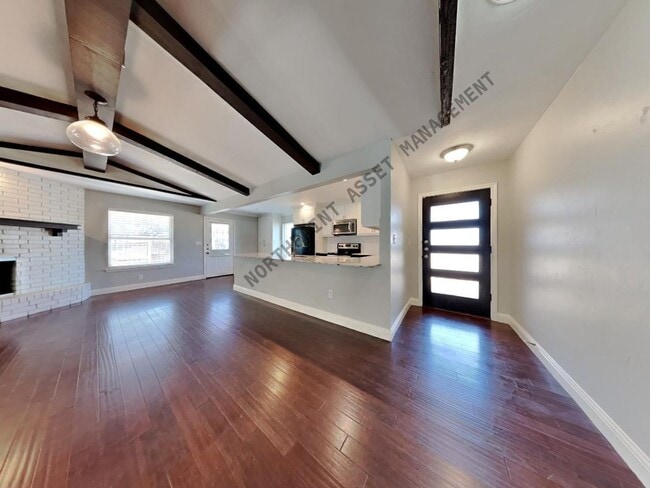 Building Photo - Newly Renovated Single Family Home | 4 BR/2BA | Fenced Backyard