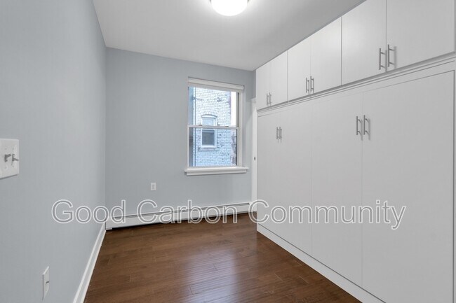 Building Photo - 401 Delaware Ave