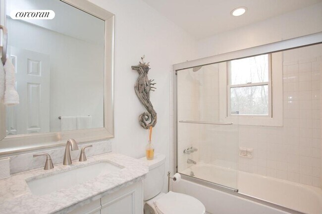 Building Photo - 320 Edge of Woods Rd