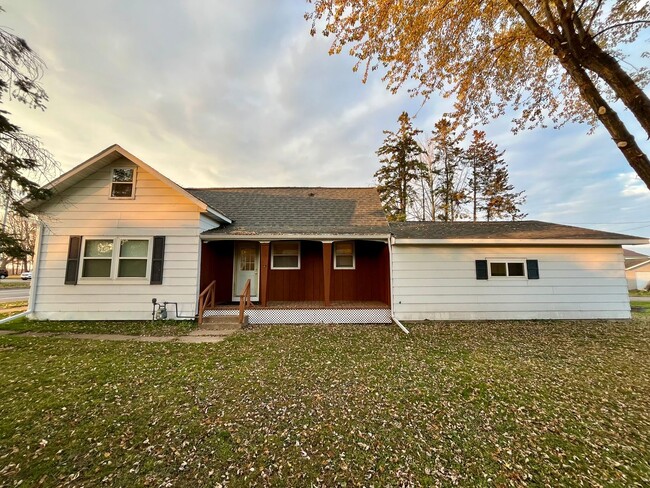 Building Photo - 1 Bed 1 Bath Single Family Home in Stratford