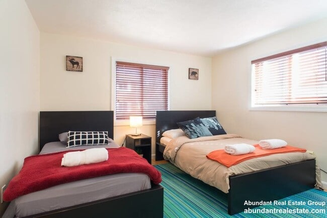 Building Photo - 17 Oxford Cir