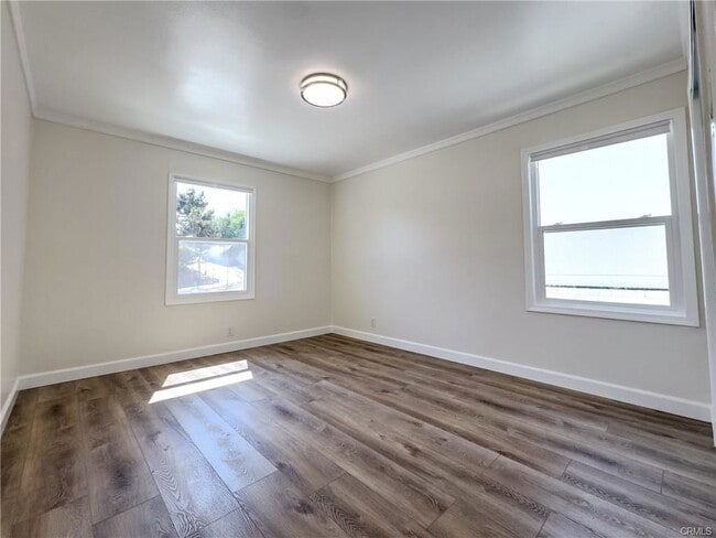 Building Photo - 1509 N Meadows Ave