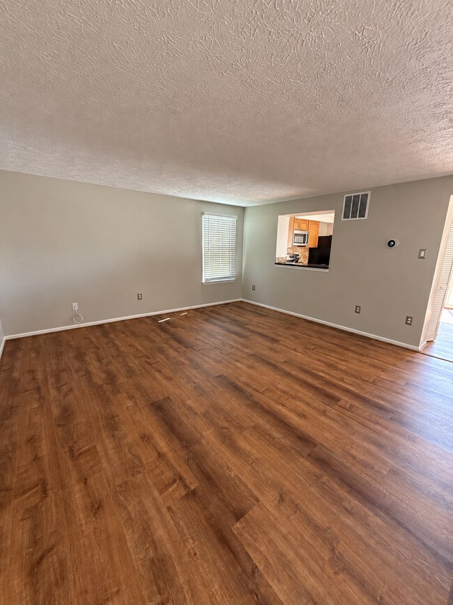 Building Photo - 3340 Garrison Cir