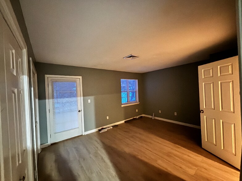 Building Photo - 142 Marjorie Ln