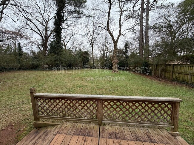 Building Photo - 3721 Brookcrest Cir