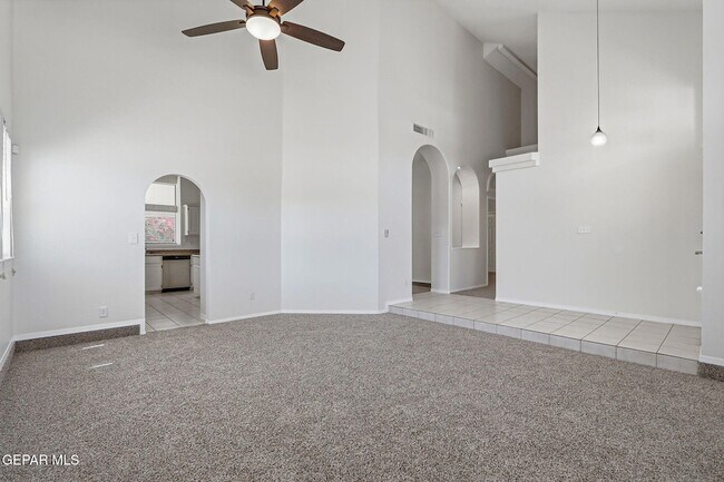 Building Photo - 7239 Desert Jewel Dr