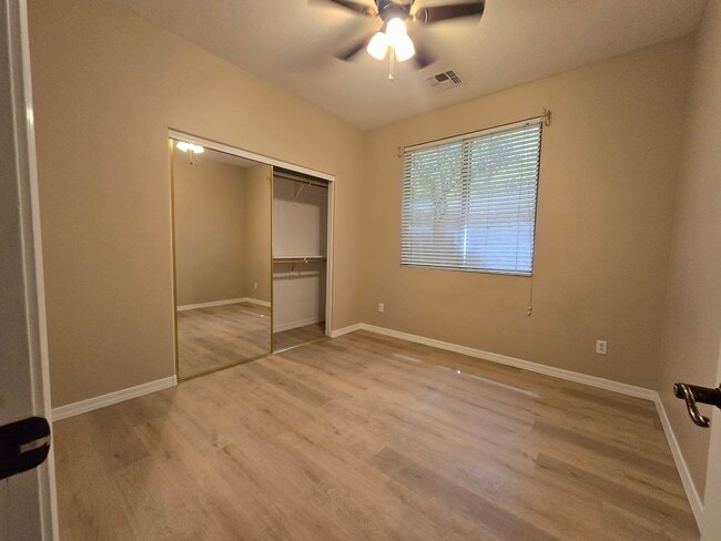 Building Photo - 15649 W Supai Dr