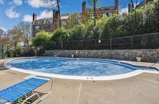 community pool - 820 S Arlington Mill Dr