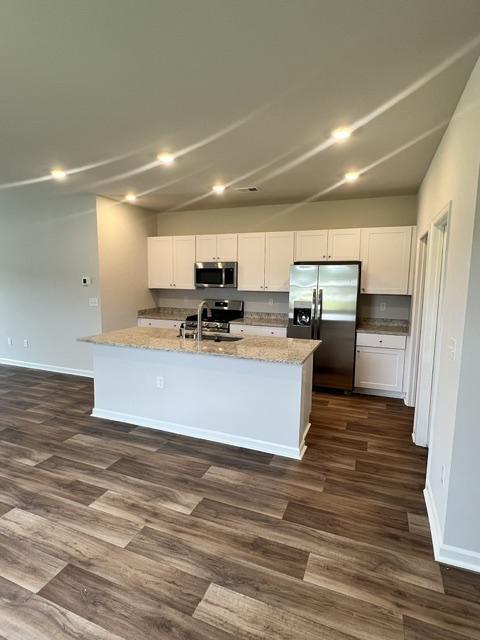 Building Photo - 1055 Sentinel Ct