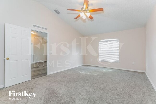 Building Photo - 711 Hamster Way