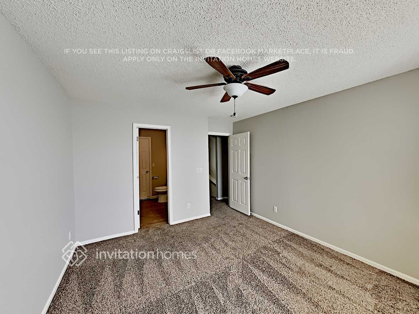 Building Photo - 8885 Cloverleaf Cir