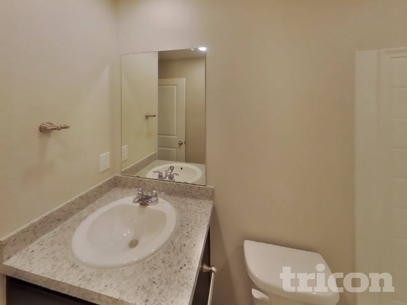 Building Photo - 10502 Ft Cibolo Trl