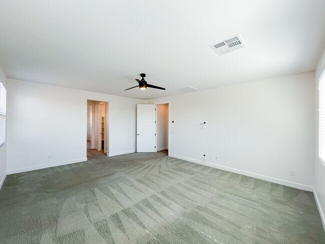 Building Photo - Exquisite Luxury Rental in Prestigious Gated Tule Springs Community