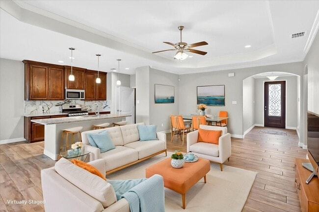 Building Photo - 2214 Cuarzo Dr