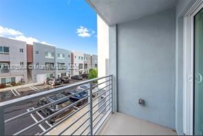 Building Photo - 2555 NE 193rd St