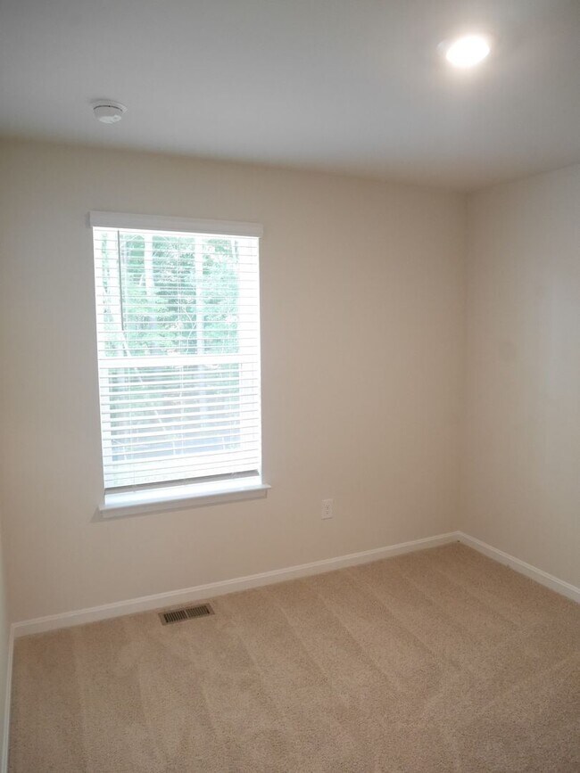 Building Photo - New Build Townhome in Sassafras Meadows – ...