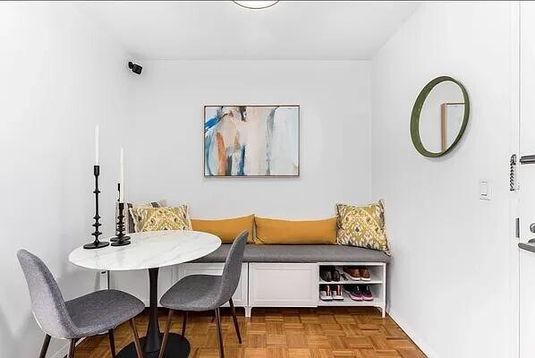 Building Photo - 2 S End Ave